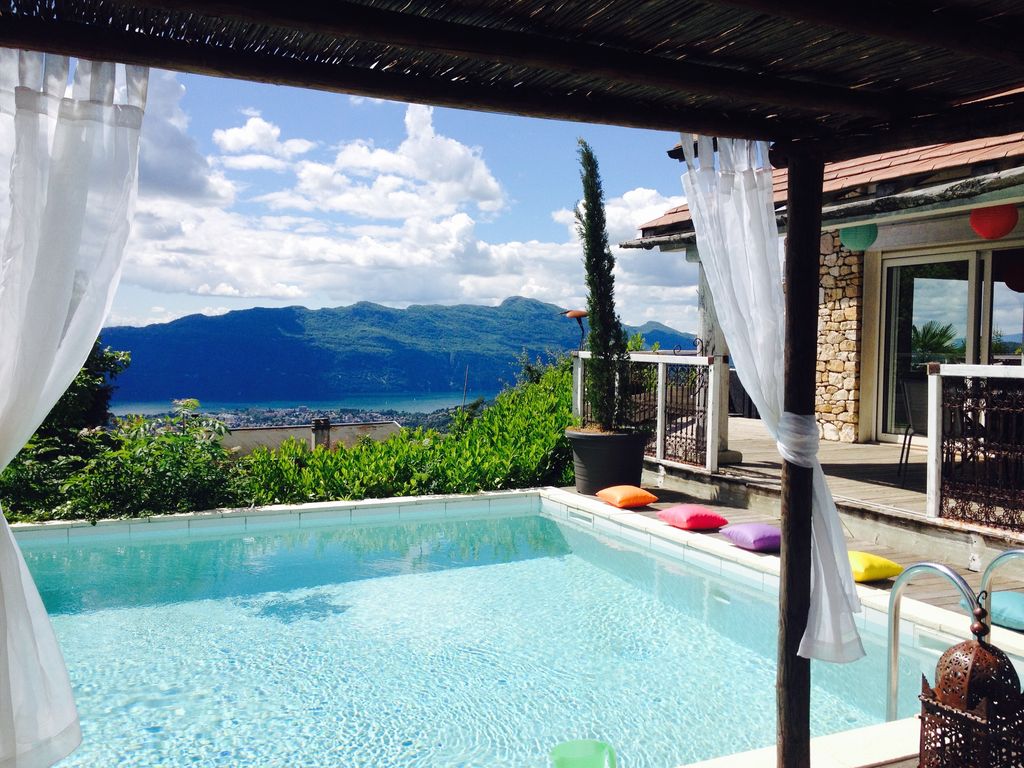 La Maison Bleue En Baie